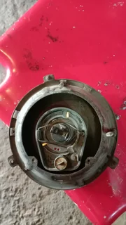 Hella headlight available 150mm ouuta diameter only wats in pictures oem make