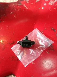 Vw golf 1 or polo player or classic map sensor available only wats in pictures aftermarket make only