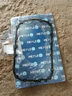 Bmw E90 E92 X1 e82 E87 E60 X3 automatic transmission sump gasket available only wats in pictures oem