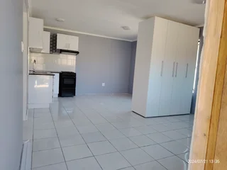 Bachelor pad in Garsfontein