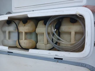 Orion CAT Boat, 2 x 50Hp Yamaha AT Lube, Electric Start, Trim &amp; Tilt, Garde D, lights