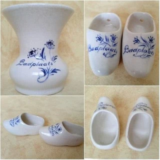 Pair of pretty miniature ceramic shoes (6 5 x 3 x 3cm)