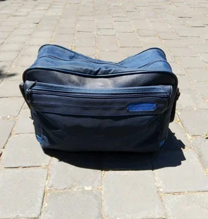 Blue Samsonite Crossbody / Shoulder Travel Bag