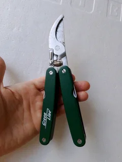 Greenline Multifunction Garden Tool