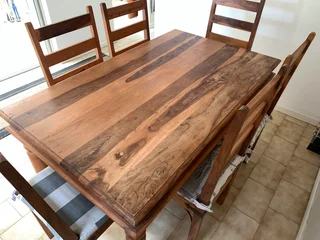 Dining Room Table &amp; Chairs