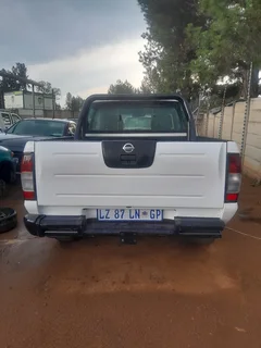 2016 Nissan Hardbody Double Cab