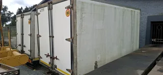 2x fridge body units, 4.2m