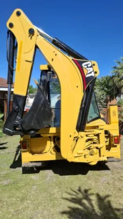 2005 Caterpillar 424D Tlb