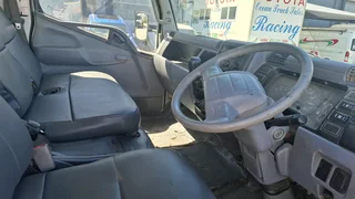 2012 Mitsubishi 4x4 FG6-109  dropside truck