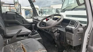 2002 Isuzu NPR500 rollback 5ton truck