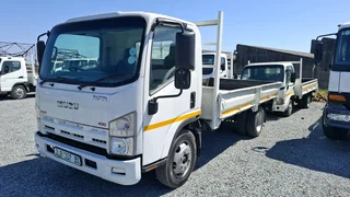 Selling 2019 Isuzu Npr400 amt dropside 4ton truck