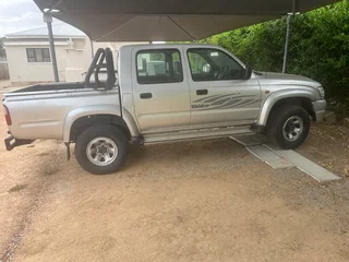2004 Toyota Hilux Double Cab