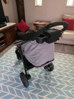 Joie Lifetrax travel system with Isofix
