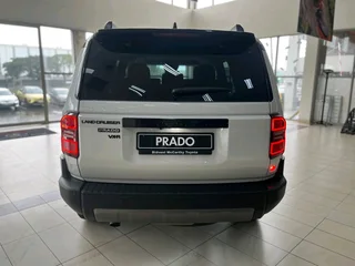 2025 Toyota Land Cruiser Prado VXR