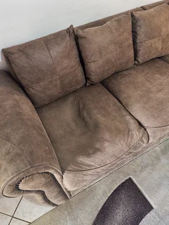 L SHAPED CORNER LOUNGE SUITE