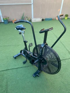 Assault AirBike Classic – Chain-Driven Beast!