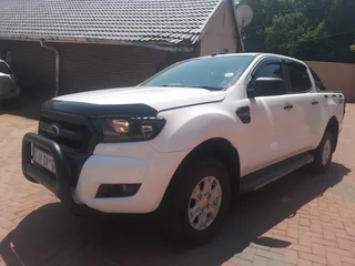 2019 Ford Ranger 2.2XLS 4x4 R199,000neg