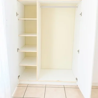 room available in a two bedroom flat