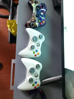 Xbox 360 Controllers