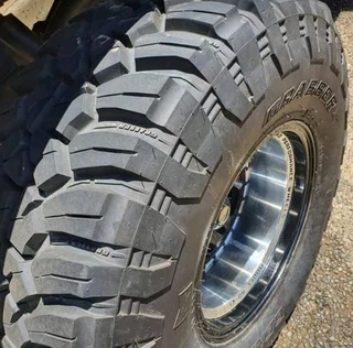 2000 Jeep Cherokee XJ Full house