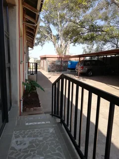 1bedroom cottage for rental in Groblerpark Roodepoort R3950 incl water, own prepaid electricity
