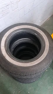 195/14 vitour white walls