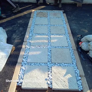 Tarring and driveways