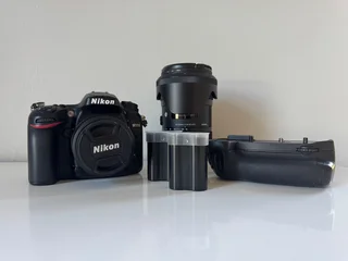  Sigma Art 18–35mm f/1.8 + Nikon D7200 DSLR Bundle