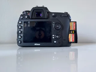  Sigma Art 18–35mm f/1.8 + Nikon D7200 DSLR Bundle