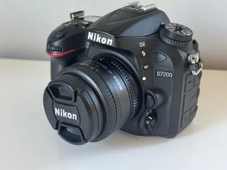  Sigma Art 18–35mm f/1.8 + Nikon D7200 DSLR Bundle