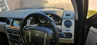 LANDROVER DISCOVERY 4 HSE 2011