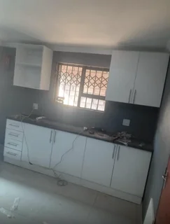 A new spacious 1 bedroom to rent at norkem park