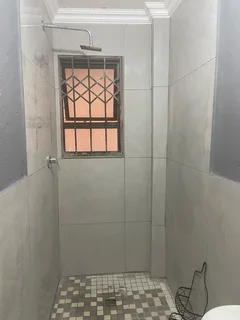 A new spacious 1 bedroom to rent at norkem park