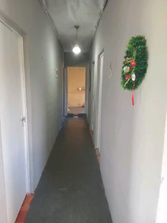 House for sale in Buxfarm Cliffdale near Hillcrest