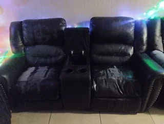 Couches recliners