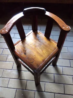 Corner chair