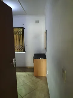 2 bedroom  Granny flat for rent in Uni 6