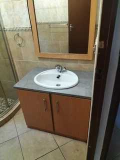 2 bedroom  Granny flat for rent in Uni 6