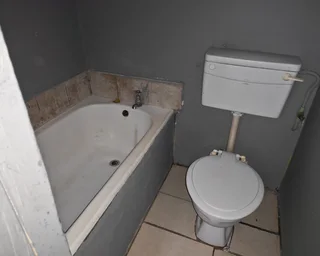 Outbuilding for rent in mobeni heights