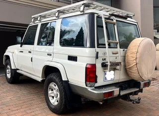 Toyota Landcruiser 76 4.2d