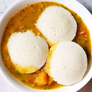 IDLI FRESHLY MADE
