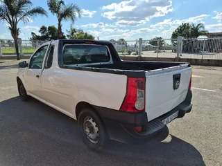 2019 Nissan NP200 1.6 BAKKIE. ONE OWNER. SPARE KEYS