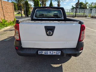 2019 Nissan NP200 1.6 BAKKIE. ONE OWNER. SPARE KEYS