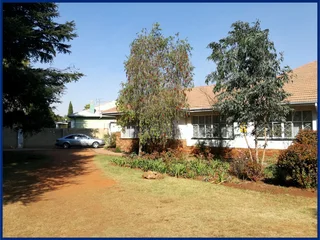 Room available to rent on large property in Brenthurst, Brakpan.