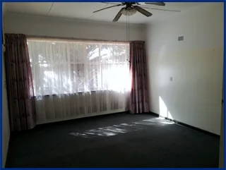 1 Bedroom flat to let on large property in Brenthurst, Brakpan.