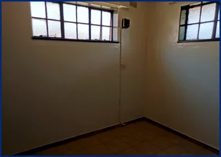 3-Bedroom flat to let on large property in Brenthurst, Brakpan.