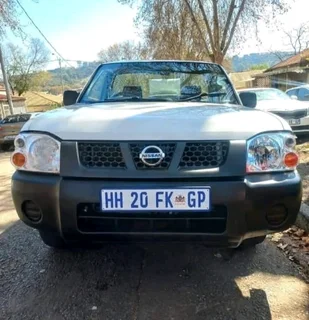 2017 Nissan Np300 Hardbody Single Cab 2.0 Petrol Manual Transmission