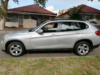 2011 BMW X1 XDRIVE 2.0 PETROL AUTOMATIC TRANSMISSION IN EXCELLENT CONDITION