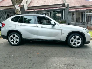 2011 BMW X1 XDRIVE 2.0 PETROL AUTOMATIC TRANSMISSION IN EXCELLENT CONDITION