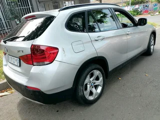 2011 BMW X1 XDRIVE 2.0 PETROL AUTOMATIC TRANSMISSION IN EXCELLENT CONDITION